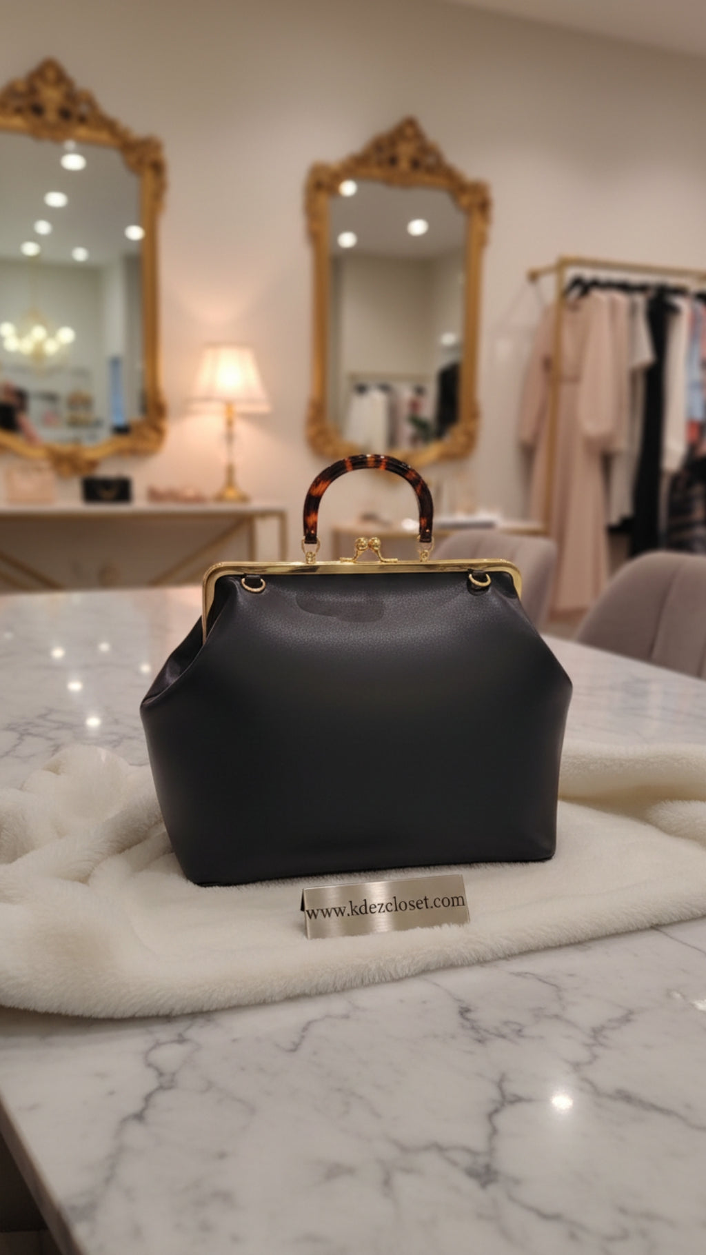 KISS LOCK XXL CLUTCH