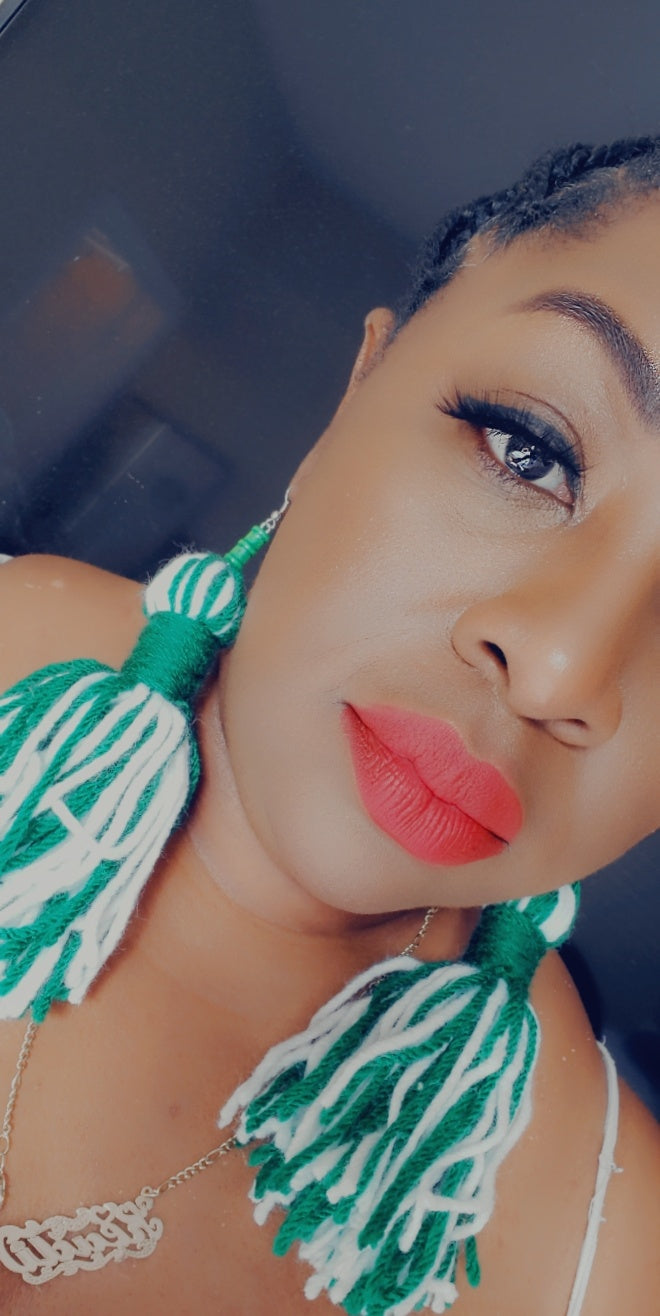 NGIYABONGA